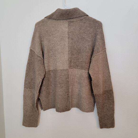 Abercrombie and Fitch Brown Tan Camel Pull Over Sweater Wool Blend Sz Small - Picture 3 of 11